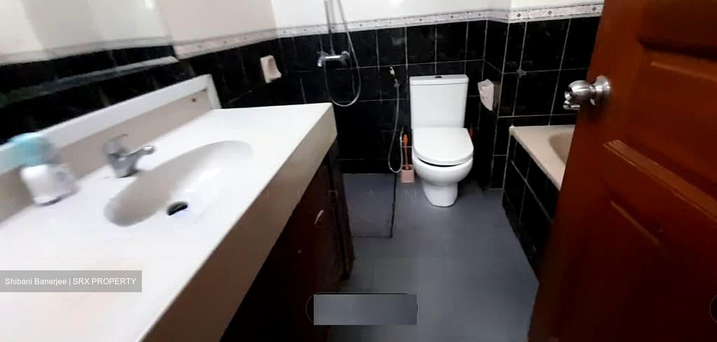 Melville Park (D18), Condominium #533331011